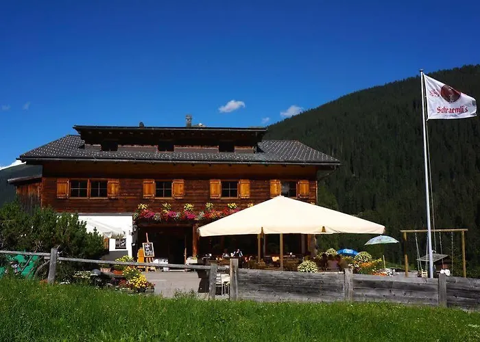 Szálloda Schraemli's Lengmatta